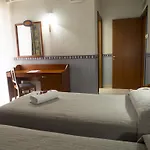 Отель Kroma 3*