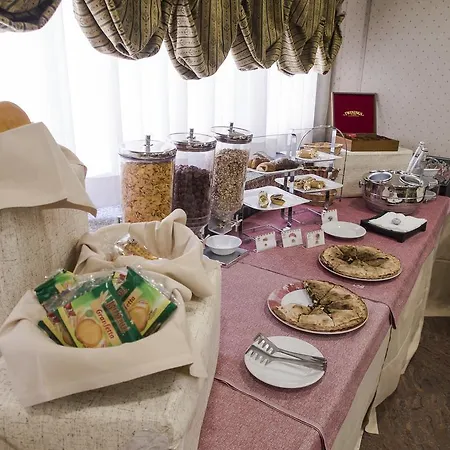 Hotel Kroma 3*