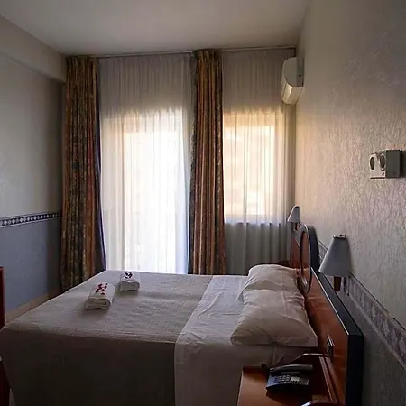 Kroma Отель 3*
