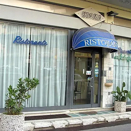 Kroma Hotel 3*
