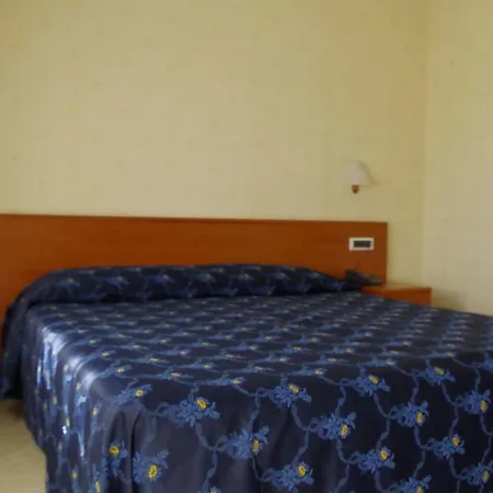 Kroma Hotel
